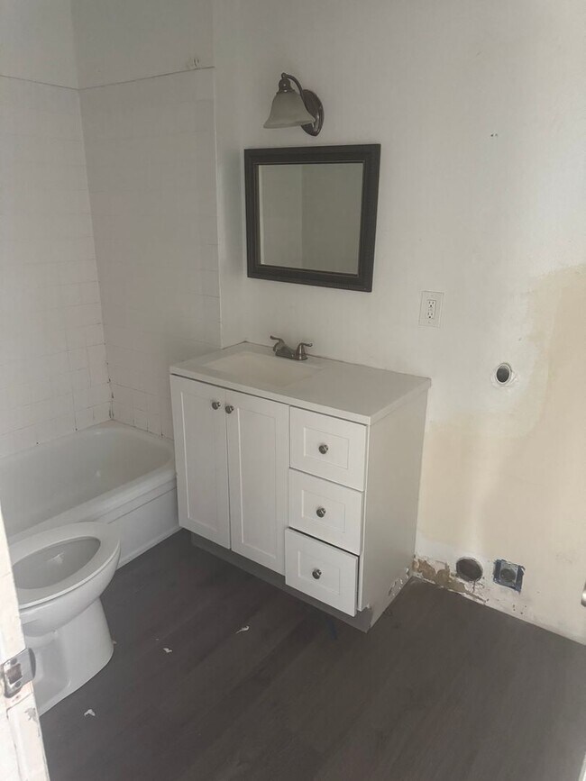 Photo - AA01 Unit 2355