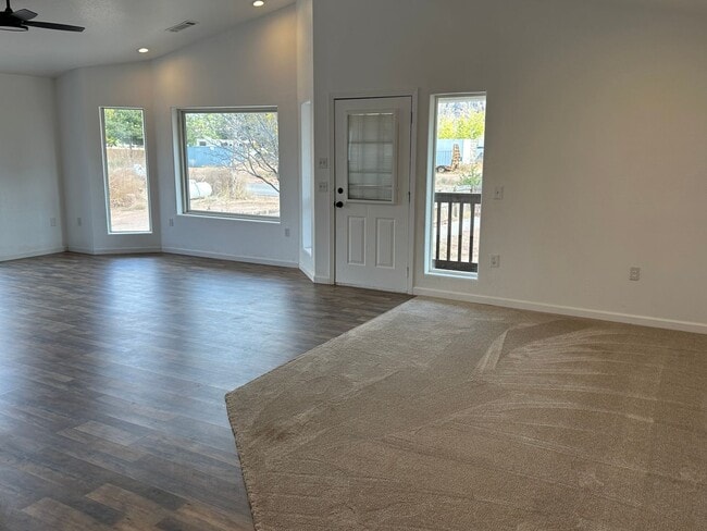 Photo - *utilities included* Remodeled 3 bed 3 bath apartment