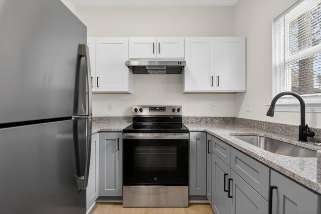 Building Photo - 2009-2011 Scotty Ct Unit 2011 Scotty Ct