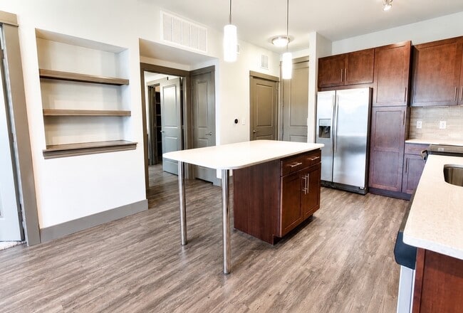 Building Photo - 2910 Milam St Unit 1136