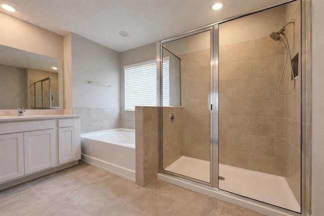 Photo - 33546 Darley Dl Trl