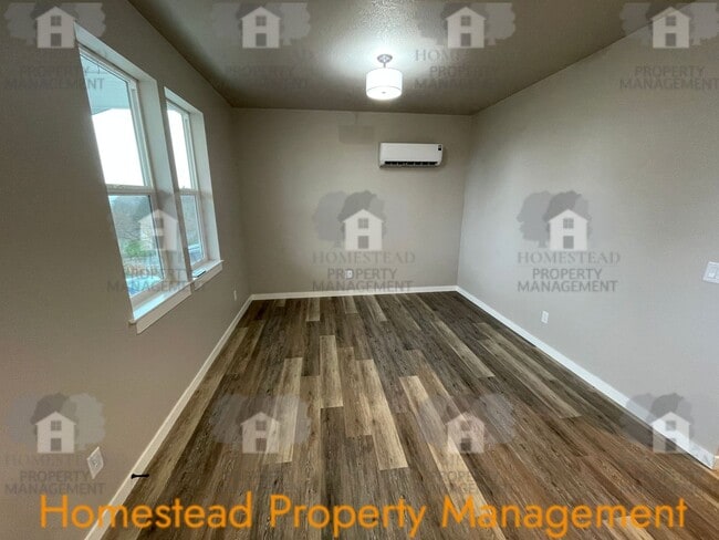 Photo - NEW CONSTRUCTION!