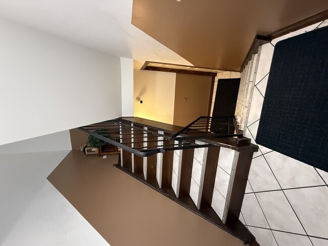 Photo - 5140 W 87th St