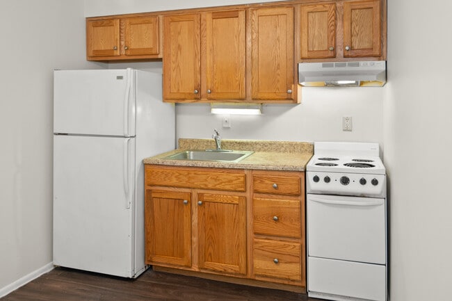 Photo - Iroquois Green