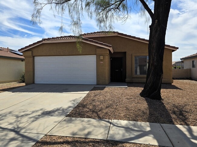Building Photo - 7980 N Siskiyou Dr Rental