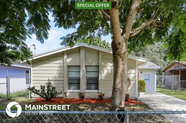 Building Photo - 5819 W Amelia St Rental