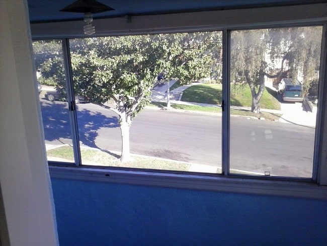 Photo - 2021 S Rimpau Blvd Unit 2021½