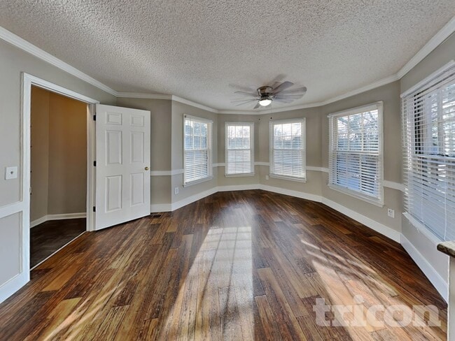 Photo - 4994 Sandyhook Ct NW