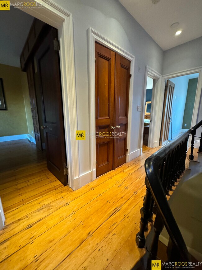 Photo - 484 Columbus Ave