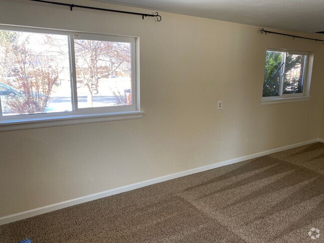 Building Photo - Great corner lot home backing up to open s...