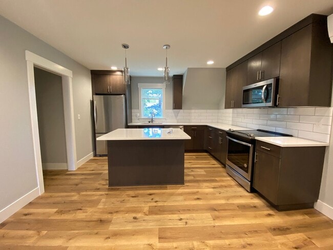 Photo - 408 Pine St Unidad A