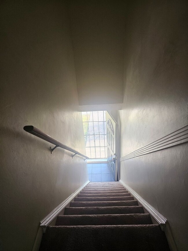 Photo - Updated 2BR Townhome Near S Beltline — Convenient Columbia Living