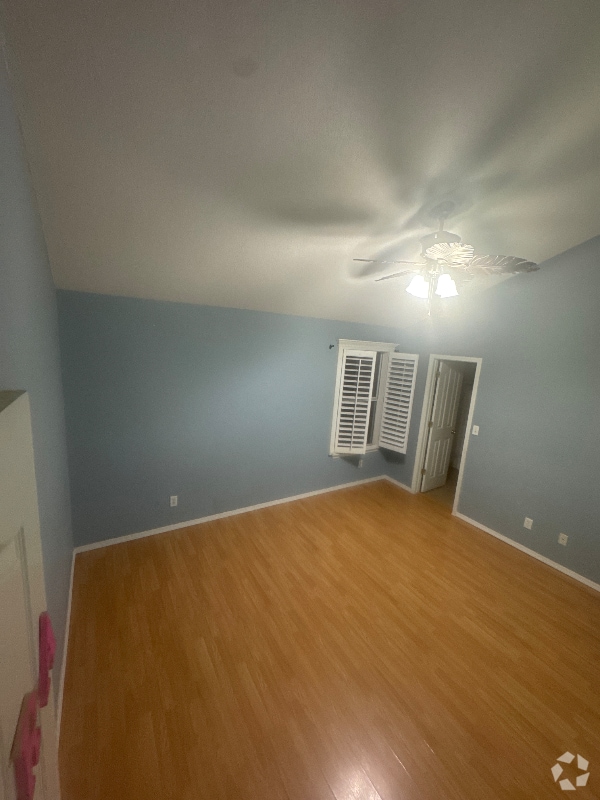 Building Photo - 12848 Tierra Lince Dr Rental
