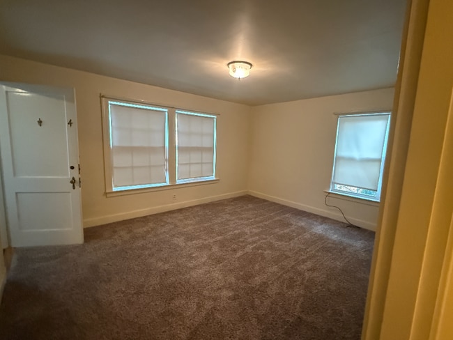 Photo - 118 1/2 Kennedy Ave Unidad Apt. 4