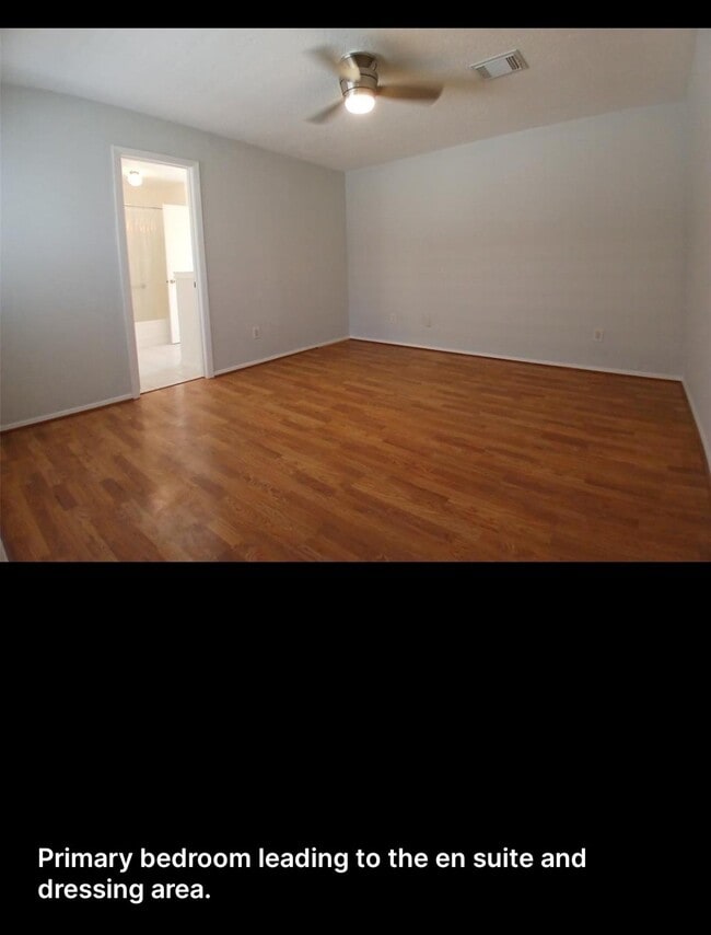 Photo - 1126 E Brompton Dr