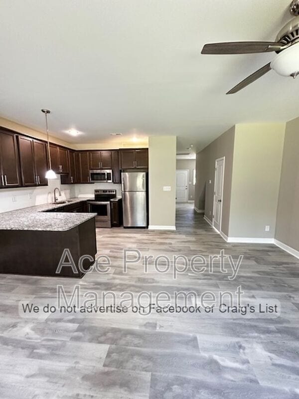 Photo - 4942 Rockfish Rd