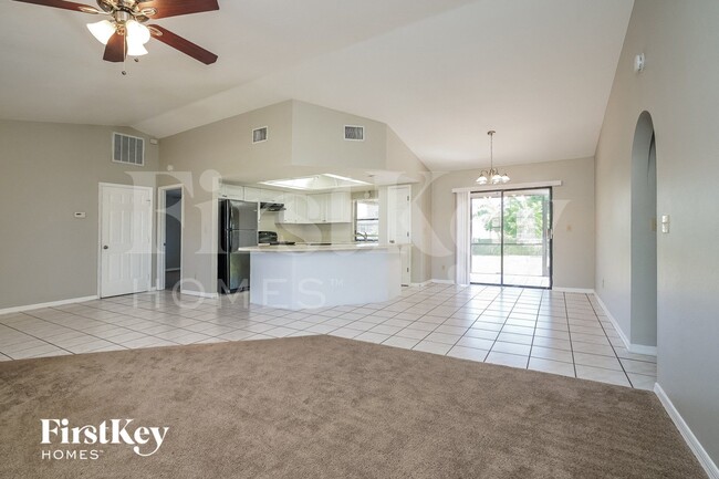 Photo - 3325 SW 6th Ave