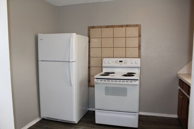 Photo - Cute and Affordable 2 beds!