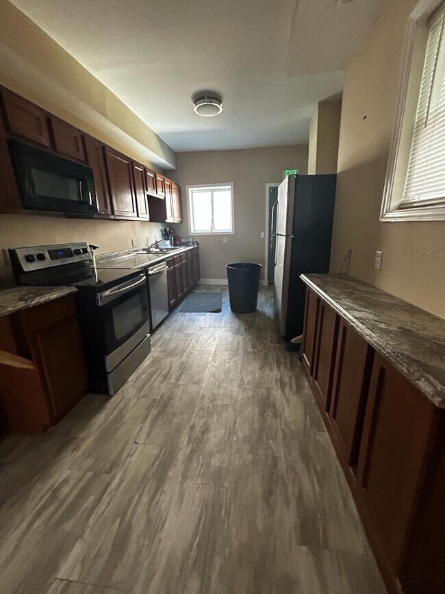 Photo - 2310 Federal St