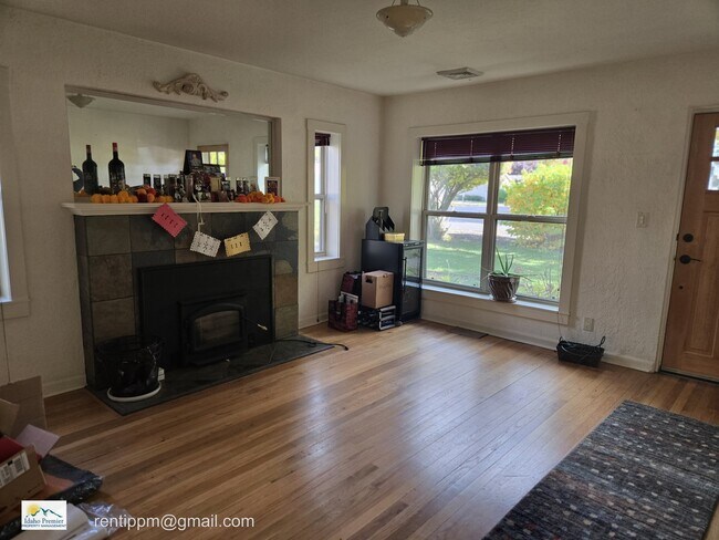 Photo - 1919 N 31st St