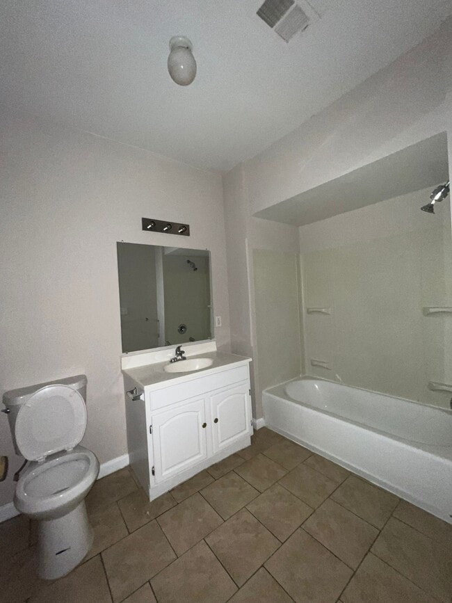 Photo - 488 Communipaw Ave Unit 1