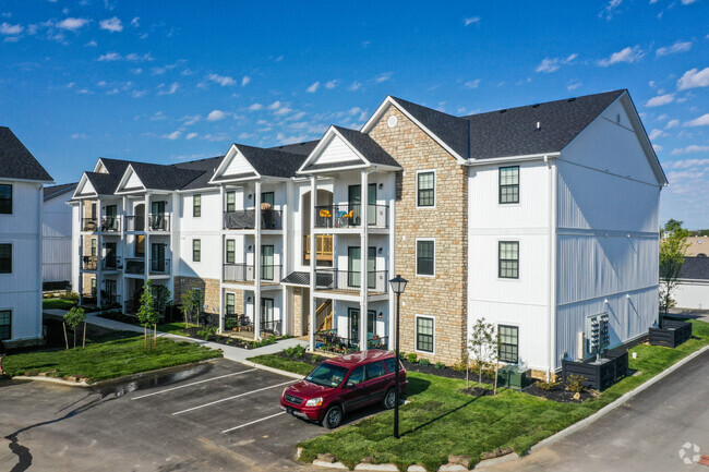 Building Photo - Monarch Blacklick Creek Rental