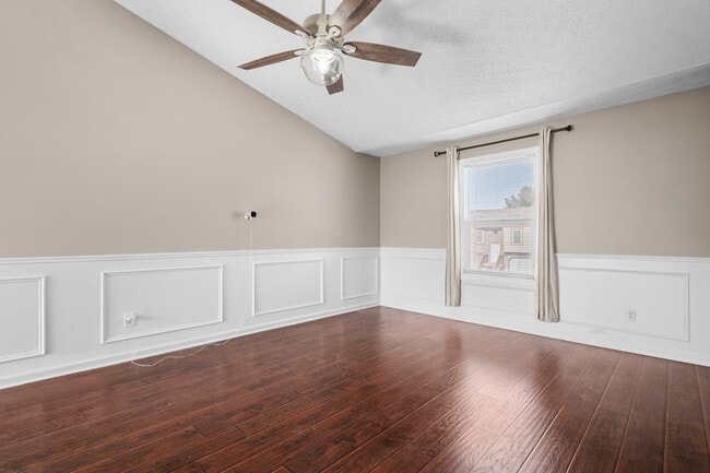 Photo - 6069 Northbend Dr