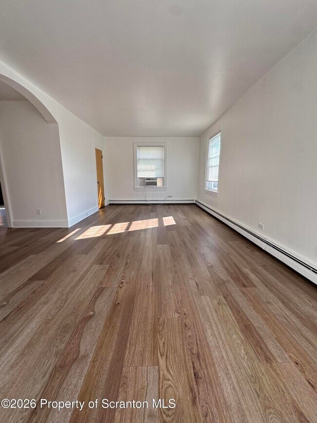 Photo - 1810 Capouse Ave