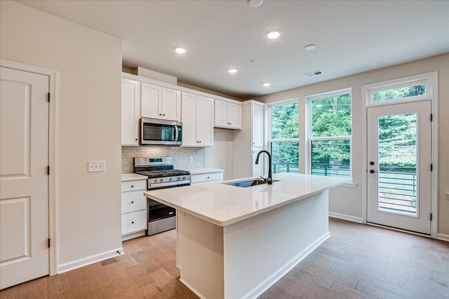 Photo - 624 Sadie Cir Unidad 624