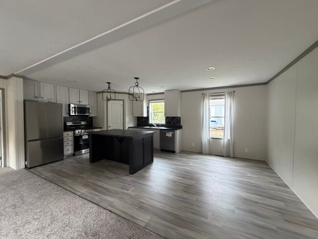 Photo - 3211 Willow Ln