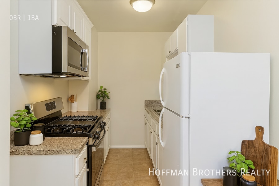 Photo - 607 S Dunsmuir Ave Unit 104