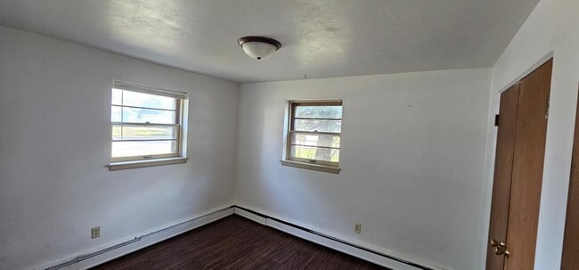 Photo - 201 E Cecil St