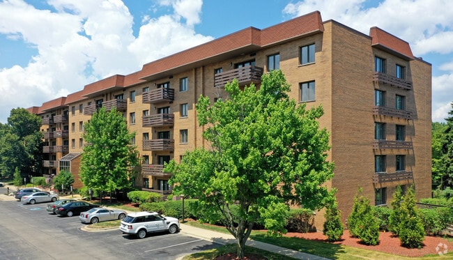 Building Photo - Valley Lo Towers Rental