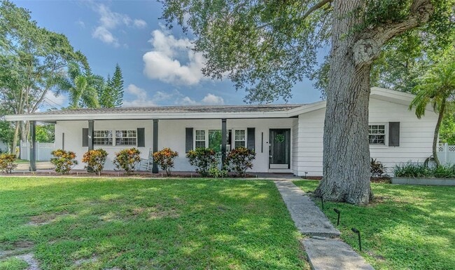 863 Bay Breeze Terrace