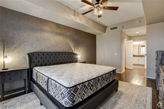 Building Photo - 8255 S Las Vegas Blvd Unit 705 Rental