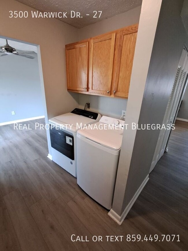 Photo - 3500 Warwick Dr