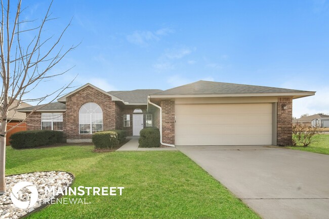 Building Photo - 5104 SE 46th St