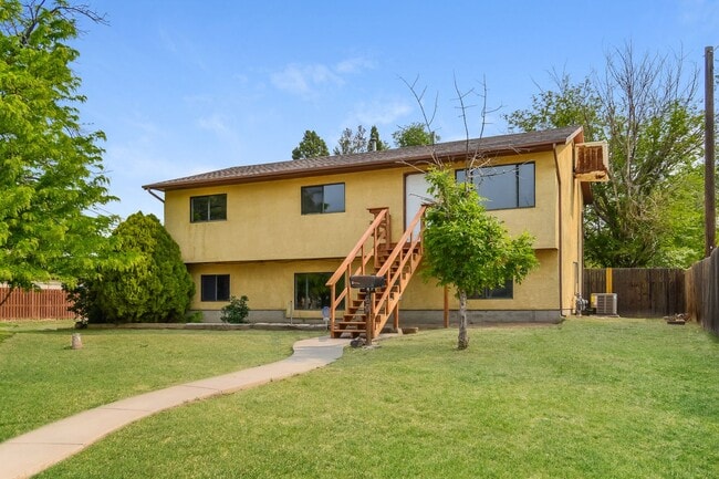 Photo - 603 W Routt Ave Apartamento Unidad A