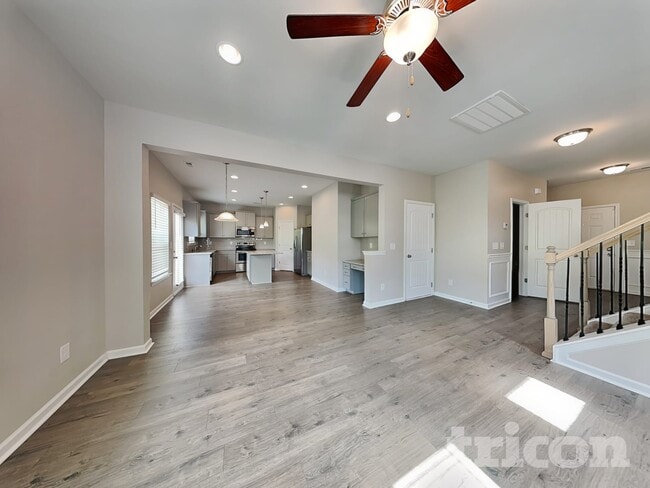 Photo - 2910 Timewinder Way