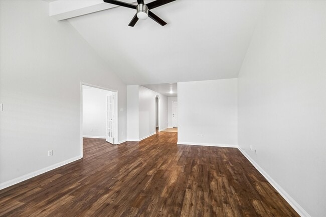 Photo - 20431 Kittredge Dr