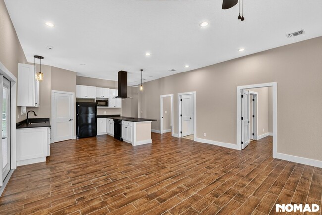 Photo - 1130 Circle Acres