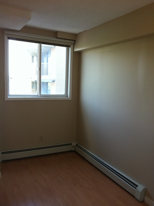110 2 Av SE Unit 408