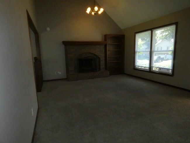 Photo - 208 NW 101 St