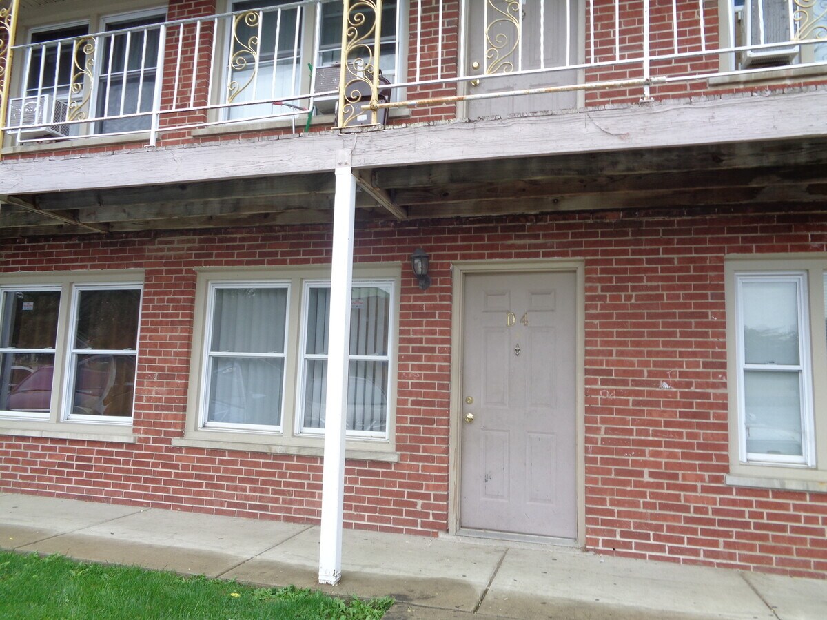 Photo - 1340 N Main St Unit A4