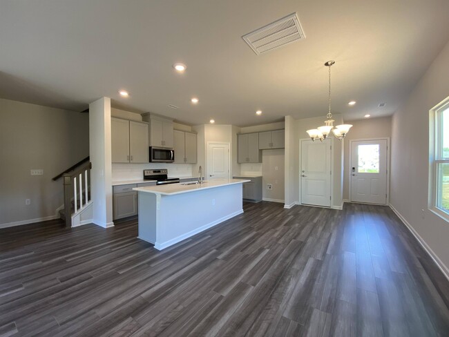 Photo - 908 Clearhaven Ln