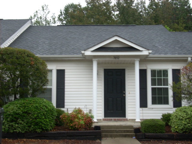 Building Photo - Wheeler Lake Townhome in West Augusta