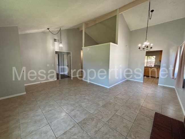 Photo - 6632 Bandola St