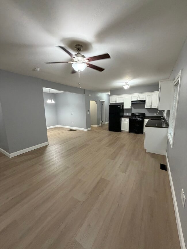 Living Room and Kitchen Area - 17 Williams St Unit 19 Williams St