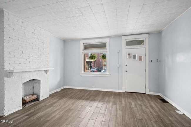 Photo - 210 Lafayette Ave
