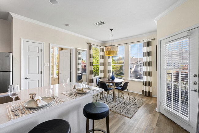 Photo - Jefferson at Westtown